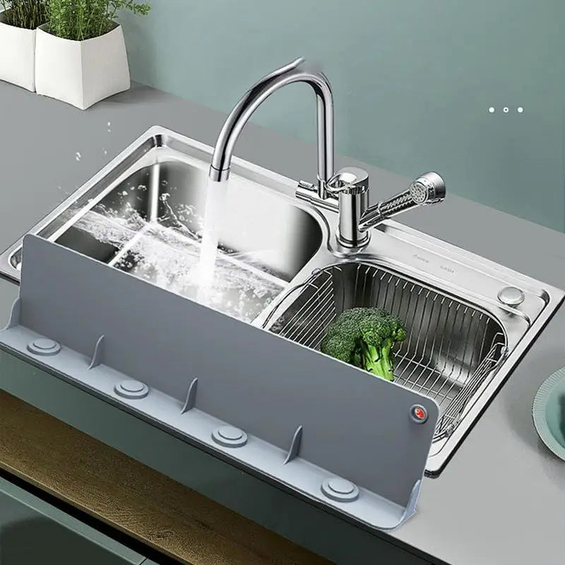 Newest Kitchen Sink Splash Guard anti Splatter Silicone Water Splash Guard with Suction Cup Prevent Water