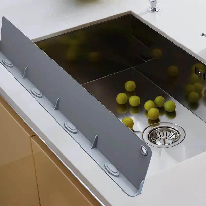 Newest Kitchen Sink Splash Guard anti Splatter Silicone Water Splash Guard with Suction Cup Prevent Water